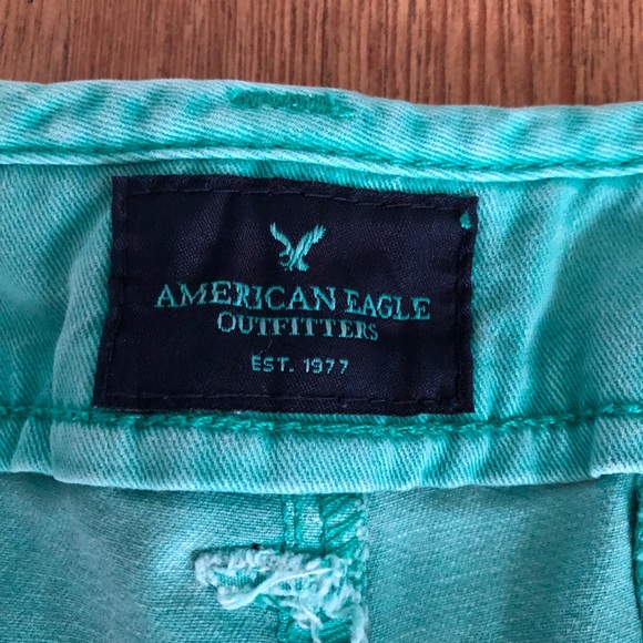AR Low Rise Midi Shorts - Picture 4 of 6